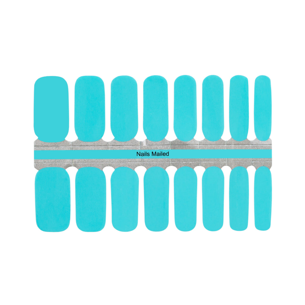 Aqua nail wraps featuring a light blue color for a flawless manicure.